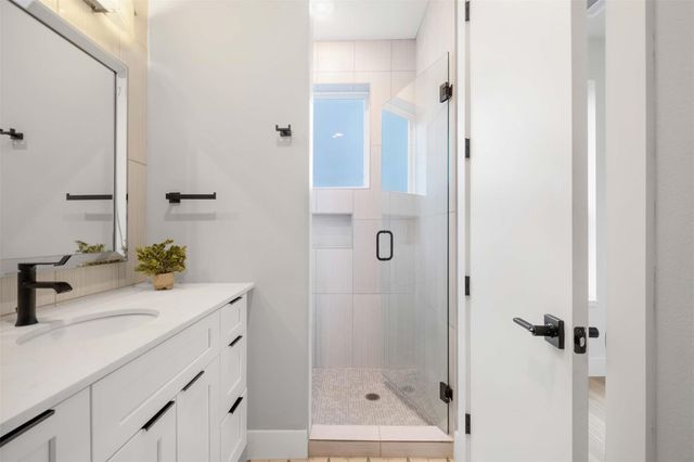 4513 S 3rd ST 2, Austin, TX 78745