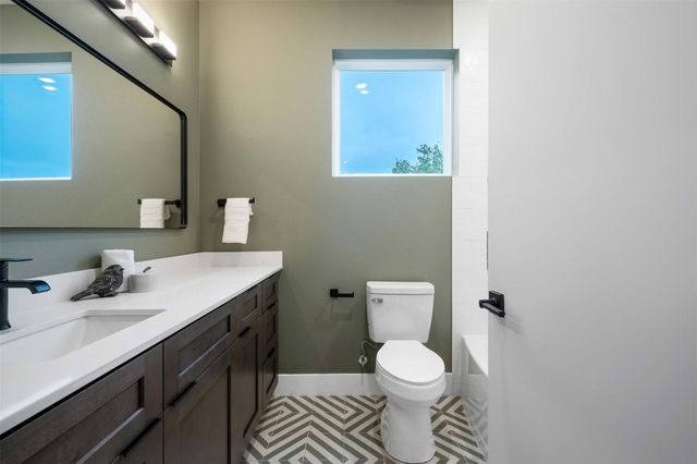 4513 S 3rd ST 2, Austin, TX 78745