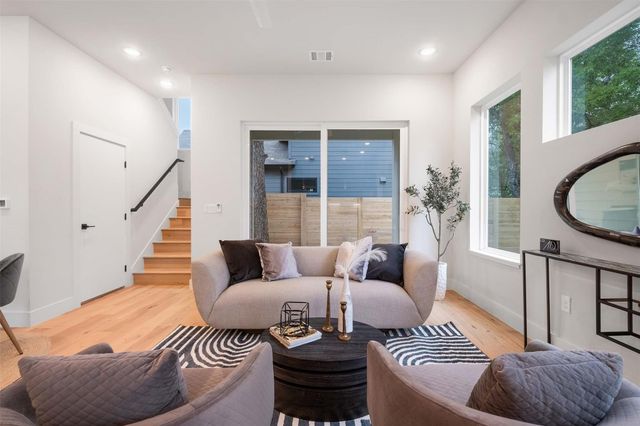 4513 S 3rd ST 2, Austin, TX 78745