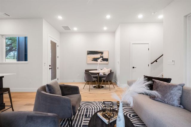 4513 S 3rd ST 2, Austin, TX 78745