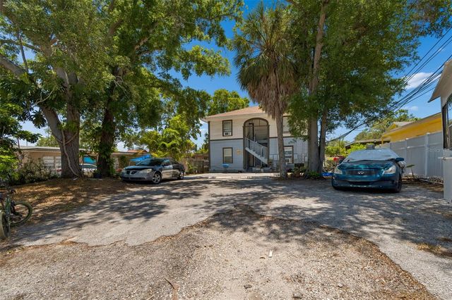 1033 19TH AVENUE S, St Petersburg, FL 33705