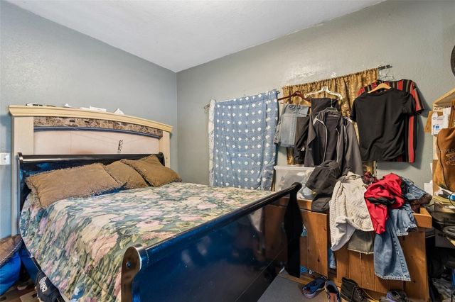 1033 19TH AVENUE S, St Petersburg, FL 33705