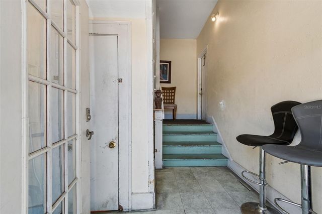 1033 19TH AVENUE S, St Petersburg, FL 33705