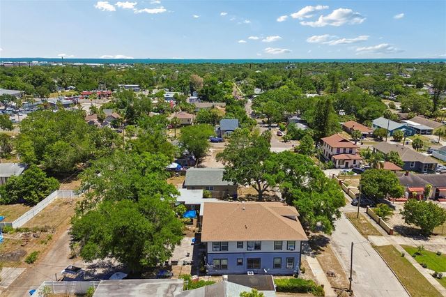 1033 19TH AVENUE S, St Petersburg, FL 33705