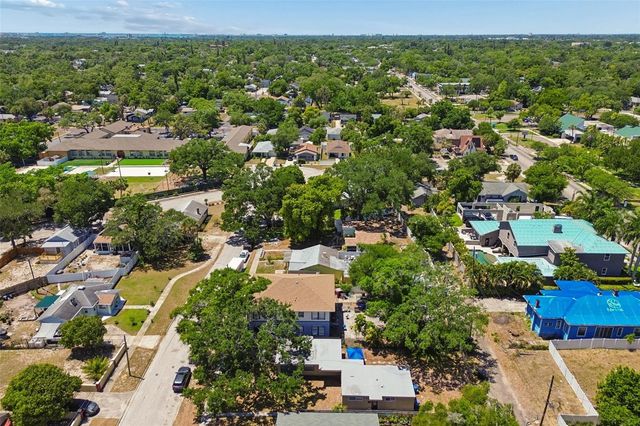 1033 19TH AVENUE S, St Petersburg, FL 33705