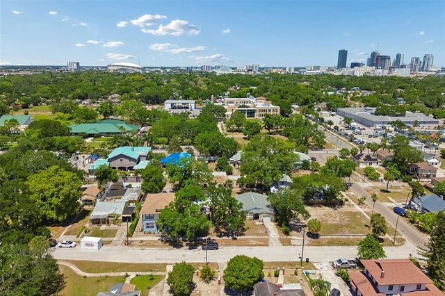 1033 19TH AVENUE S, St Petersburg, FL 33705