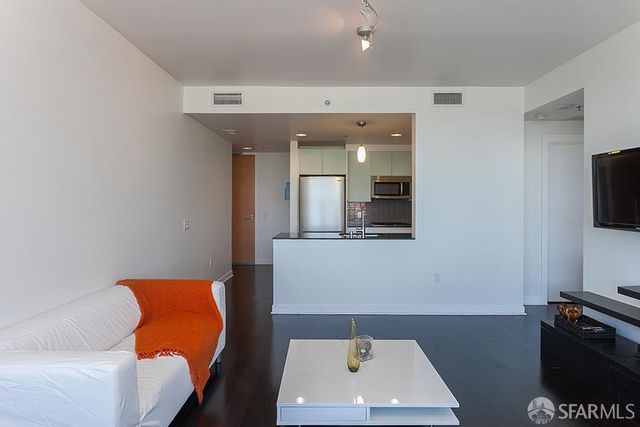 501 Beale Street 8C, San Francisco, CA 94105