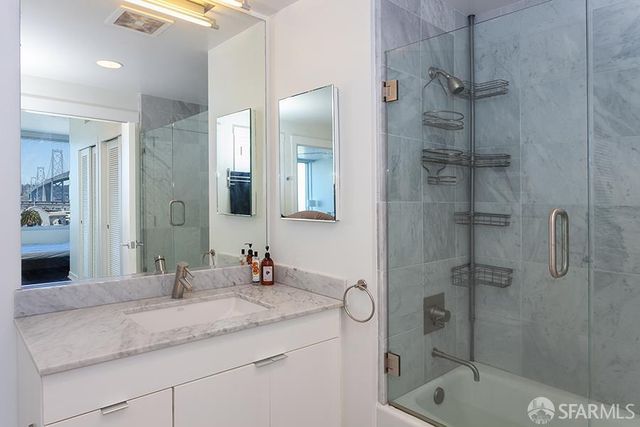 501 Beale Street 8C, San Francisco, CA 94105