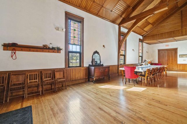 42 Maple Street, Bethlehem, NH 03574