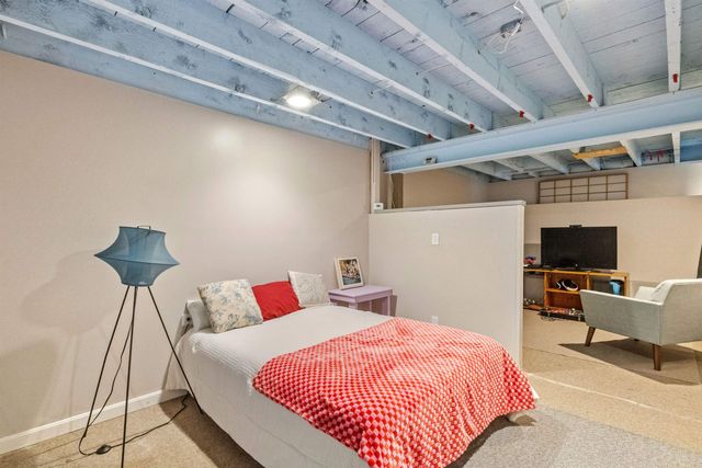 42 Maple Street, Bethlehem, NH 03574