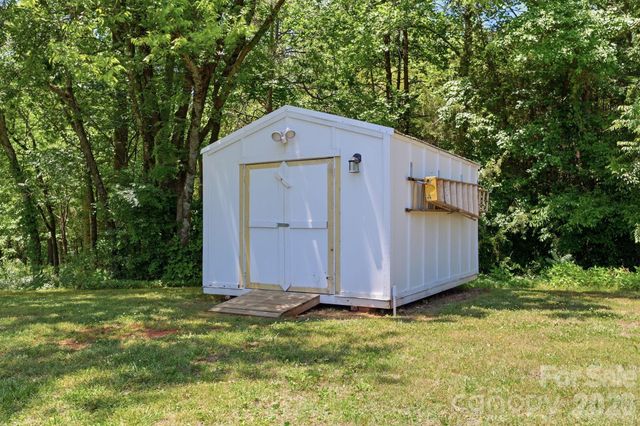 2850 Mathis Church Road, Catawba, NC 28609