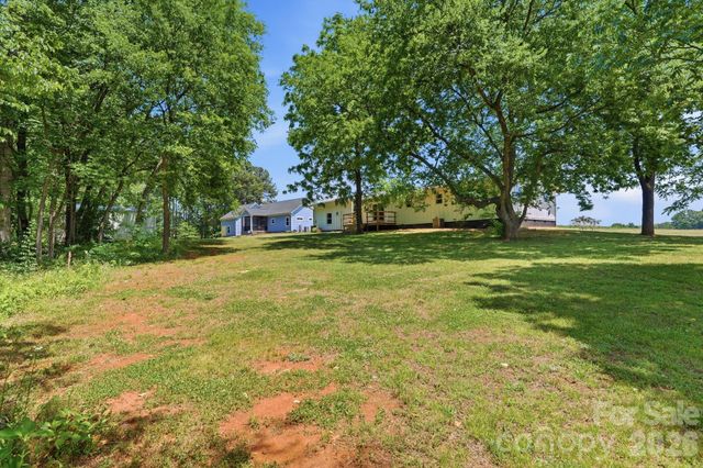 2850 Mathis Church Road, Catawba, NC 28609