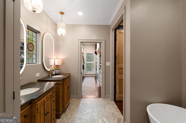 291 Spear Road, Peachtree City, GA 30269