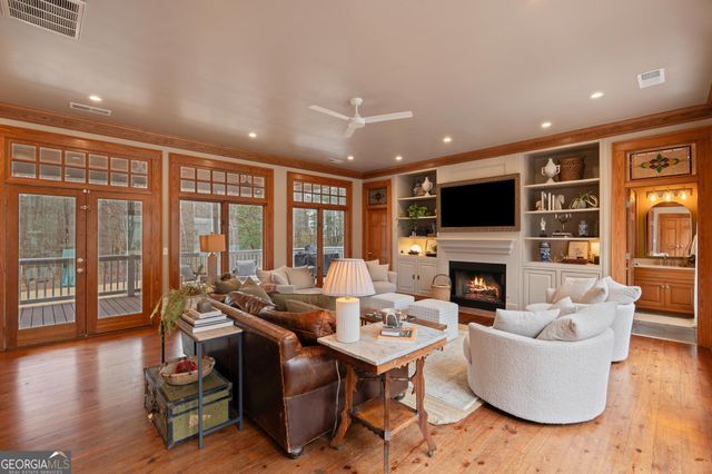 291 Spear Road, Peachtree City, GA 30269