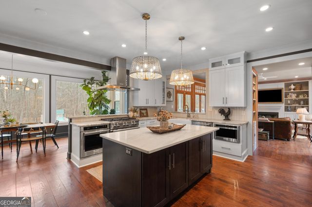 291 Spear Road, Peachtree City, GA 30269