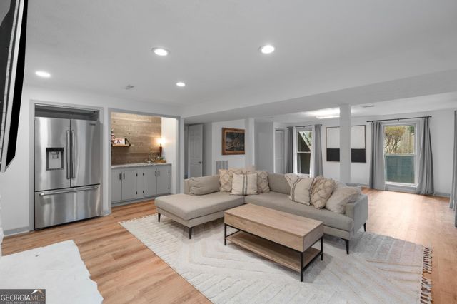 291 Spear Road, Peachtree City, GA 30269