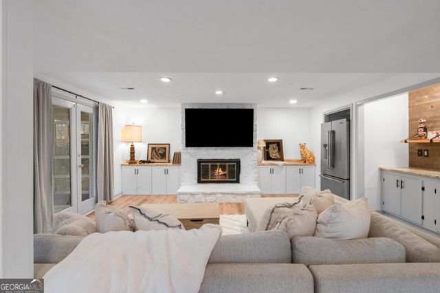 291 Spear Road, Peachtree City, GA 30269