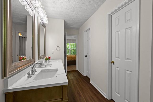 305 Penfield Circle, Sugar Hill, GA 30518