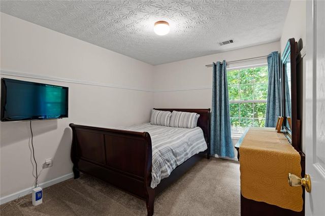 305 Penfield Circle, Sugar Hill, GA 30518