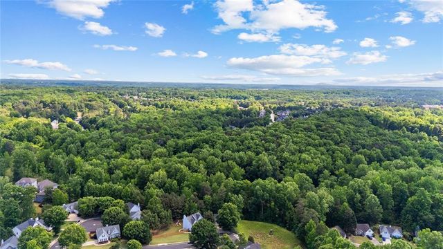 305 Penfield Circle, Sugar Hill, GA 30518