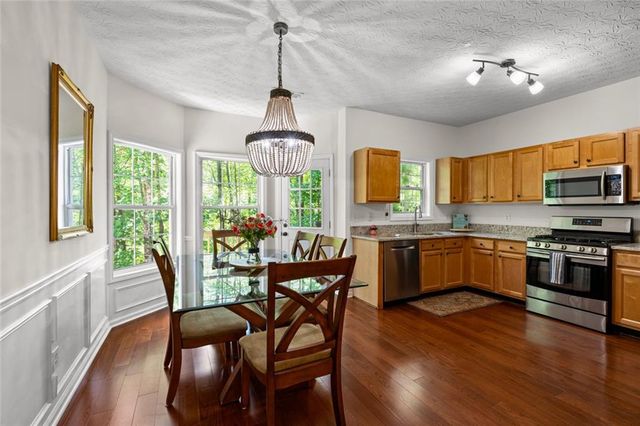 305 Penfield Circle, Sugar Hill, GA 30518