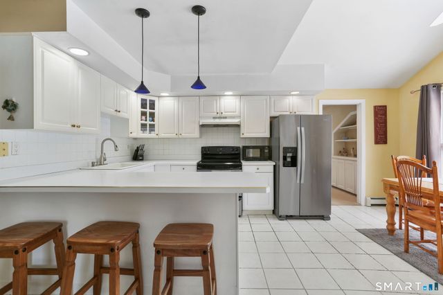 40 Rose Terrace, Trumbull, CT 06611