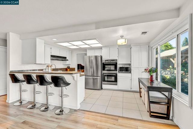 5405 Glenwood Ct, El Sobrante, CA 94803