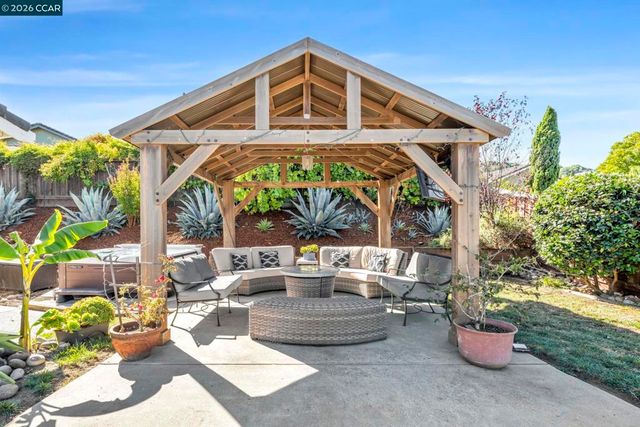 5405 Glenwood Ct, El Sobrante, CA 94803