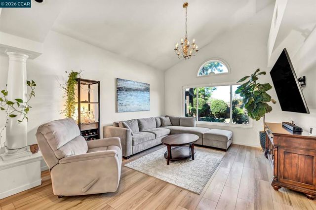 5405 Glenwood Ct, El Sobrante, CA 94803