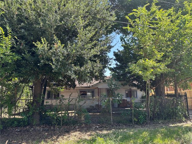 7214 Weyburn Street, Houston, TX 77028