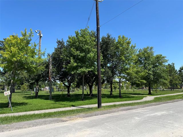7214 Weyburn Street, Houston, TX 77028