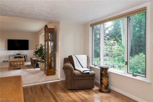 9837 Betty Lane, Elyria, OH 44035