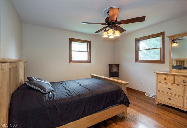 9837 Betty Lane, Elyria, OH 44035