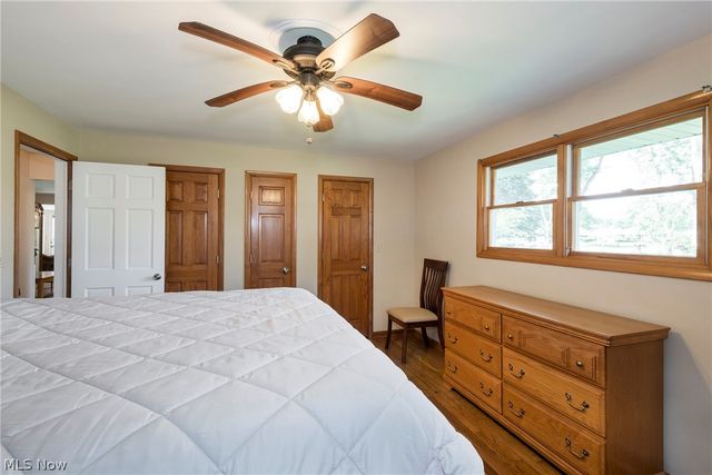 9837 Betty Lane, Elyria, OH 44035