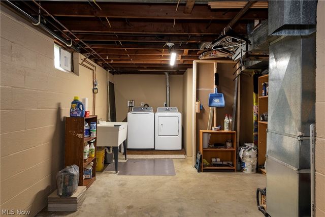 9837 Betty Lane, Elyria, OH 44035