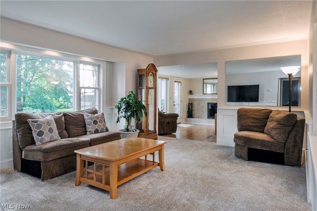 9837 Betty Lane, Elyria, OH 44035