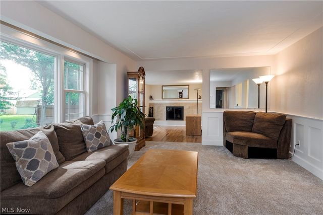 9837 Betty Lane, Elyria, OH 44035
