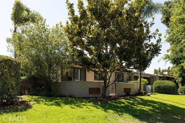 409 Vista Grande, Newport Beach, CA 92660