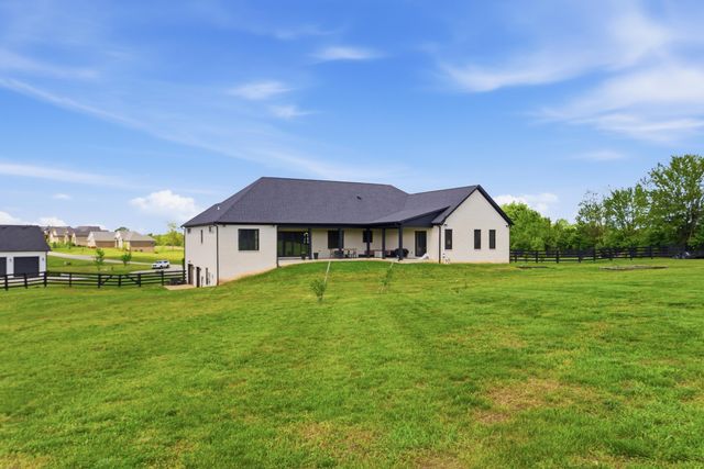1112 Gallant Drive, Wilmore, KY 40390