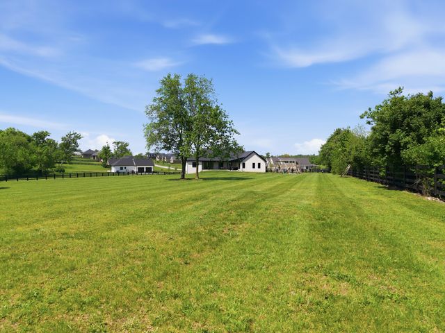 1112 Gallant Drive, Wilmore, KY 40390
