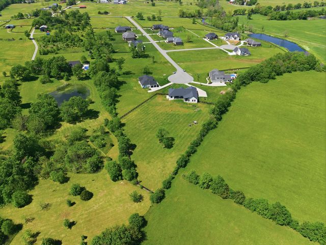 1112 Gallant Drive, Wilmore, KY 40390