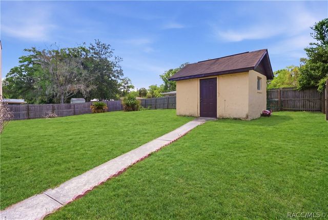 201 Iris Lane, Inverness, FL 34452