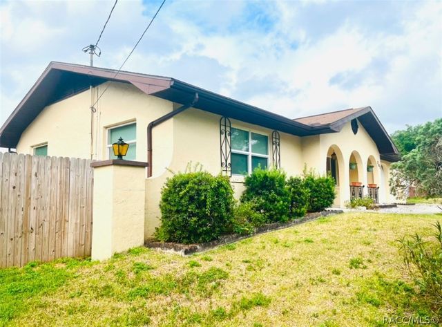201 Iris Lane, Inverness, FL 34452