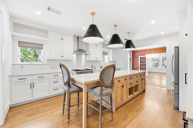 910 Fugate Street, Houston, TX 77009