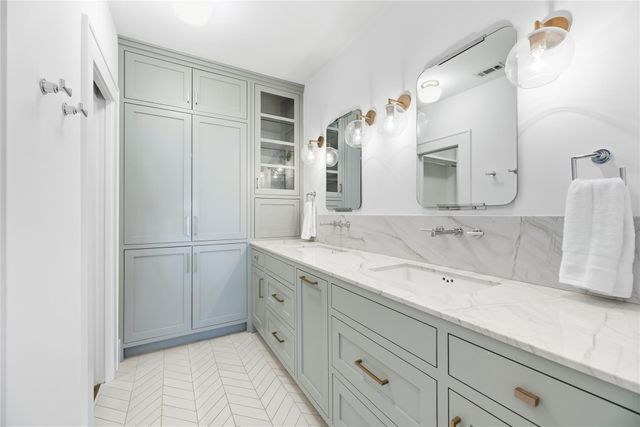 910 Fugate Street, Houston, TX 77009
