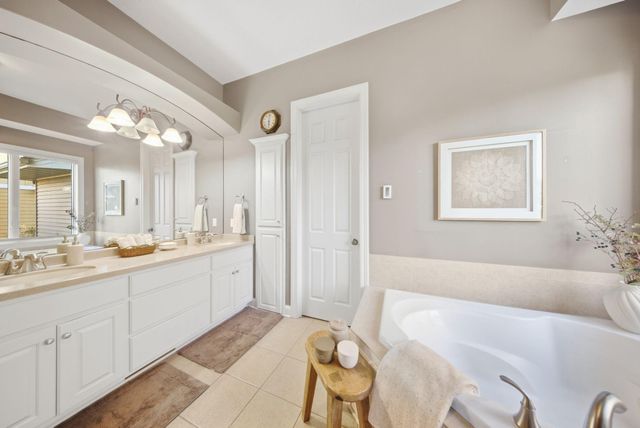 2837 Aspen Lake Drive NE, Blaine, MN 55449