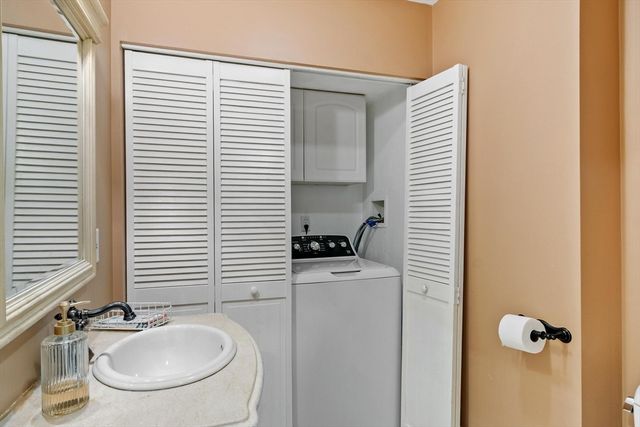 10 Peartree Drive, Westwood, MA 02090