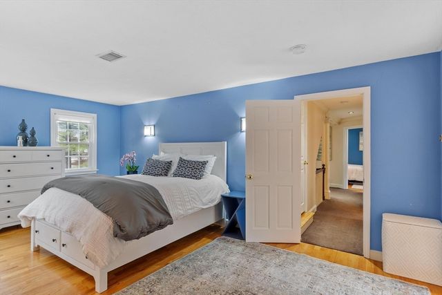 10 Peartree Drive, Westwood, MA 02090