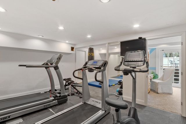 10 Peartree Drive, Westwood, MA 02090