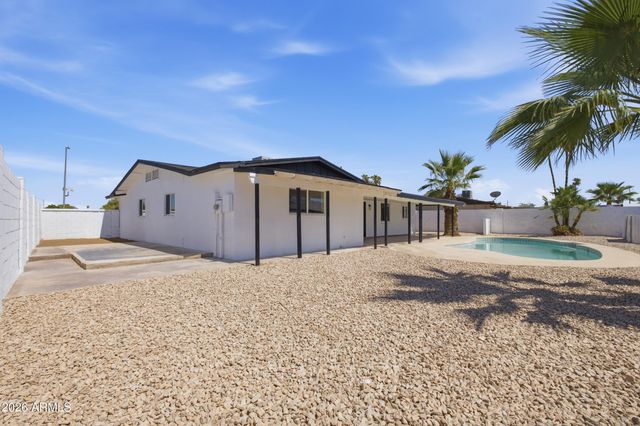 11834 N 49TH Avenue, Glendale, AZ 85304